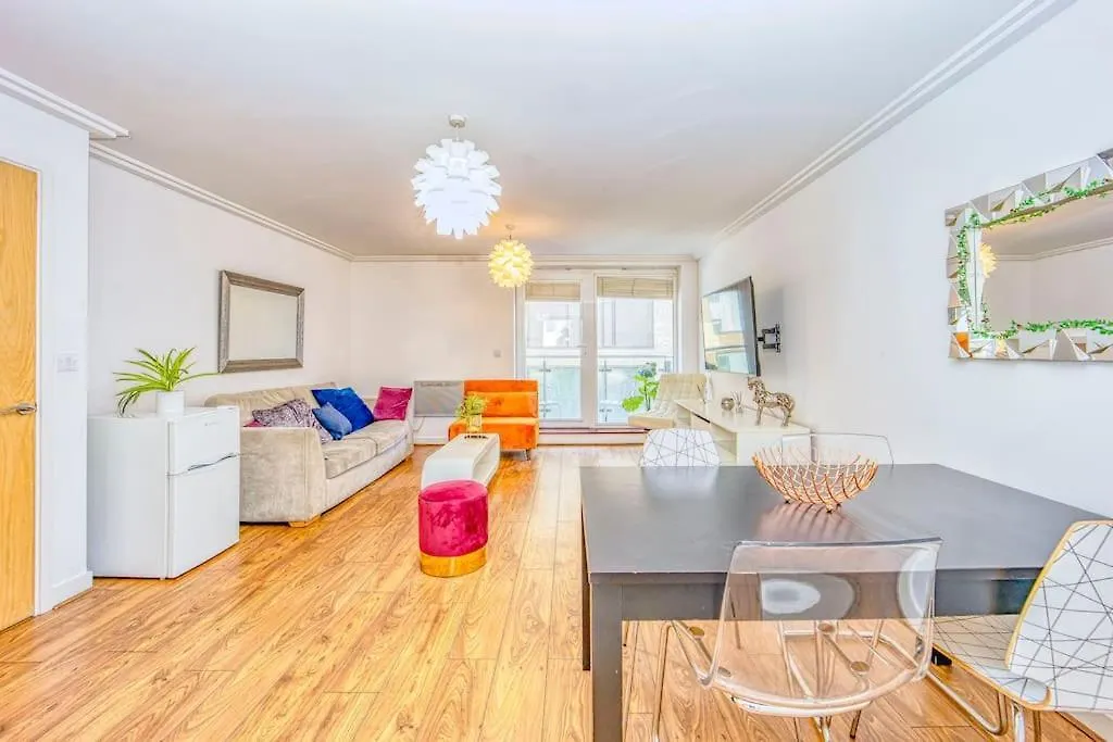 Flash Sale Brighton Train Station 3 Bedroom Flat Bn130Sha 0*,
