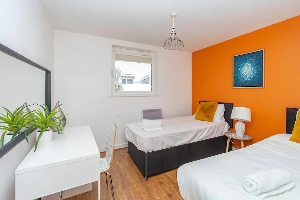 Flash Sale Brighton Train Station 3 Bedroom Flat Bn130Sha 0*,