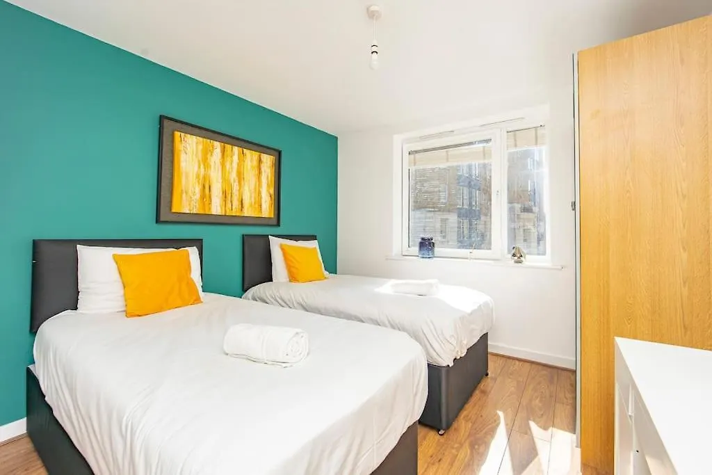 Flash Sale Brighton Train Station 3 Bedroom Flat Bn130Sha 0*,