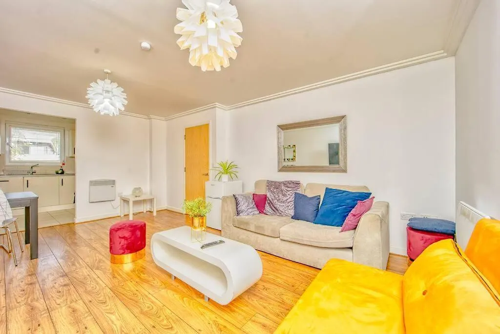 Flash Sale Brighton Train Station 3 Bedroom Flat Bn130Sha Apartamento