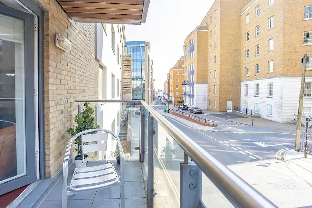 Flash Sale Brighton Train Station 3 Bedroom Flat Bn130Sha